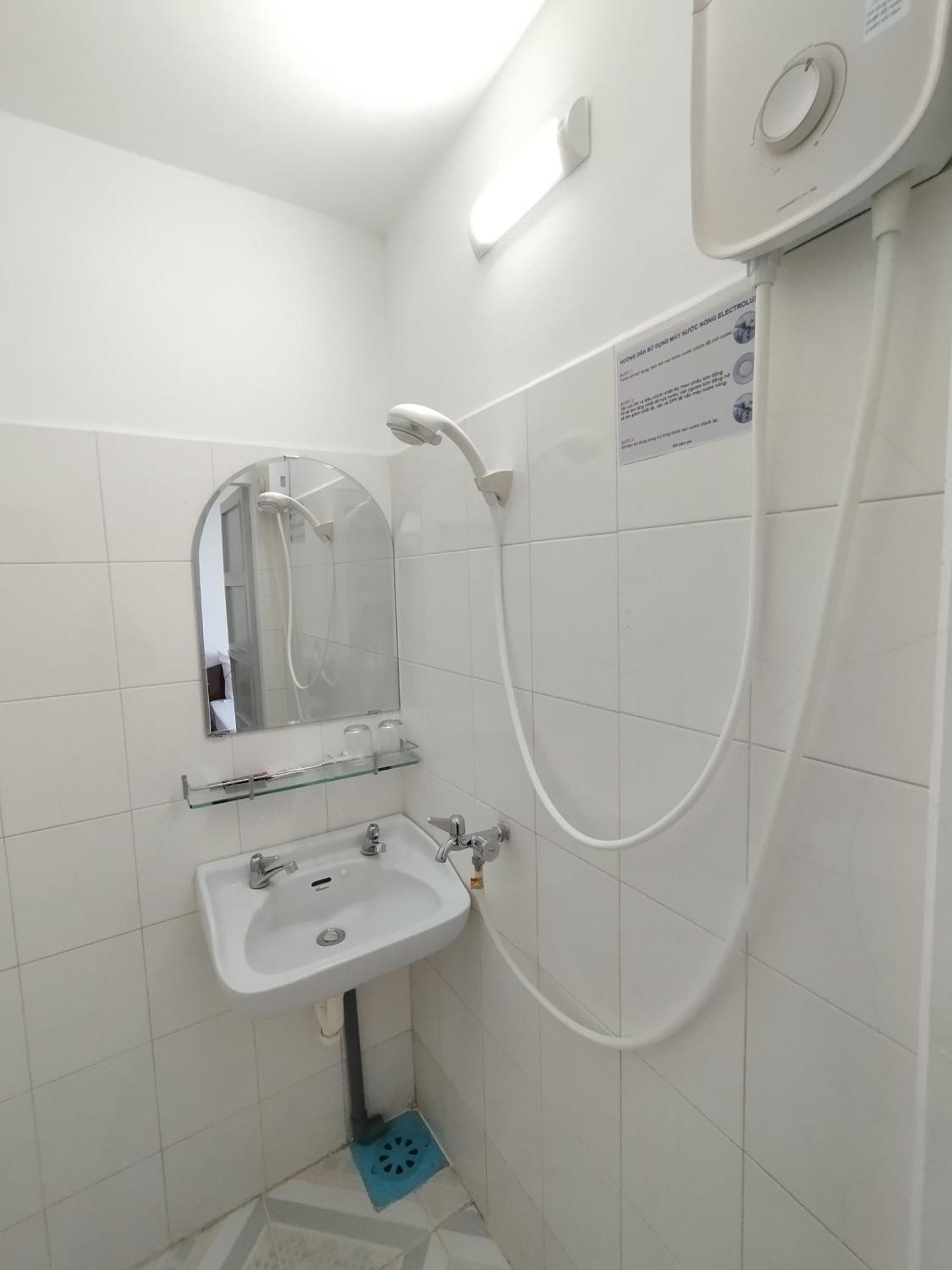 Nha Nghi Sao Mai Hotel Ха Тени Екстериор снимка